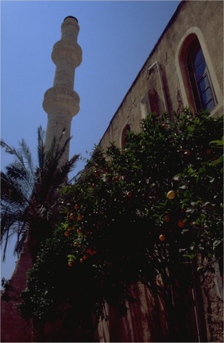 Close-up of the minaret